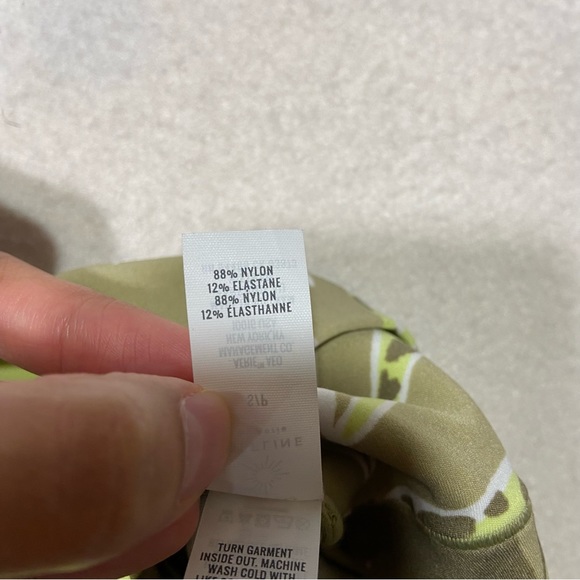 OFFLINE By AERIE Real Me Printed High Waisted 7" Bike Short Size S - Picture 8 of 12